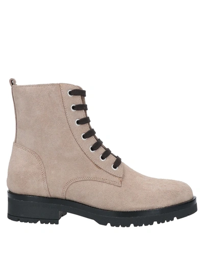 Piampiani Ankle Boots In Beige