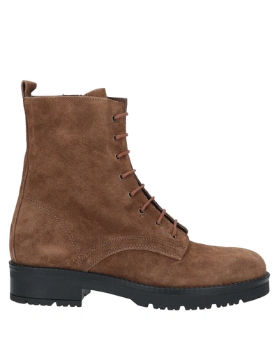 Piampiani Ankle Boots In Brown