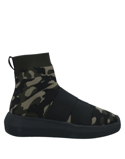 Fessura Sneakers In Military Green