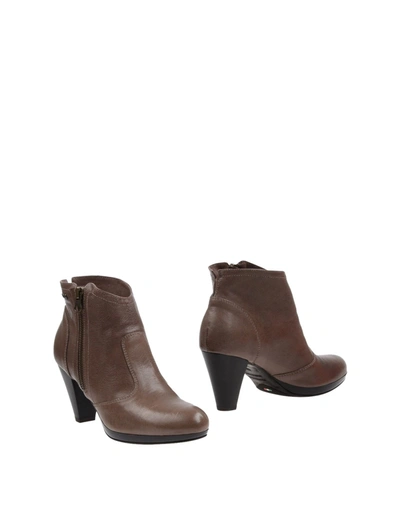 Nero Giardini Ankle Boots In Brown