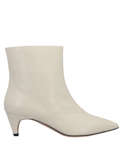 Bally Ankle Boots In Beige