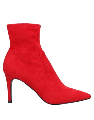 Steve Madden Ankle Boots In Red