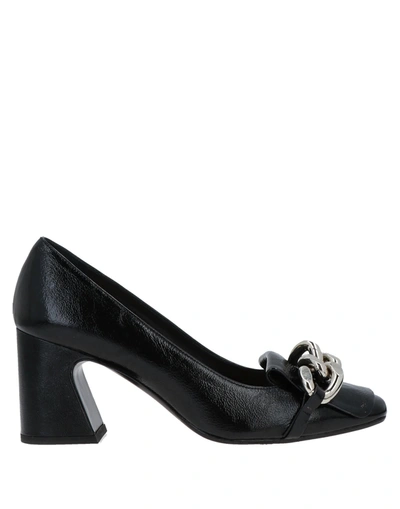 Chantal Loafers In Black