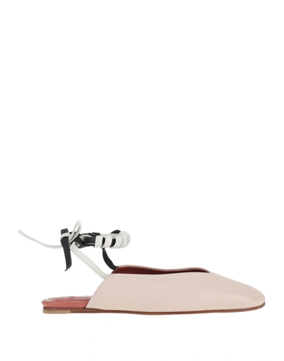 The Volon Ballet Flats In Pink