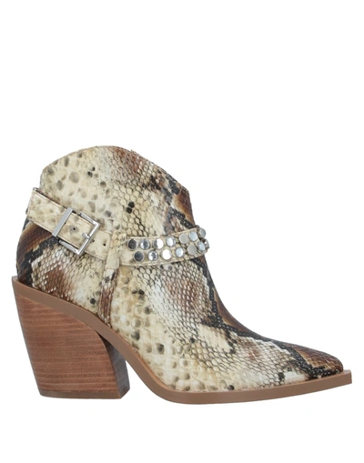 Ermanno Di Ermanno Scervino Ankle Boots In Beige