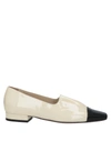 L'autre Chose Low Shoes Loafers Women Ivory And Black In Black
