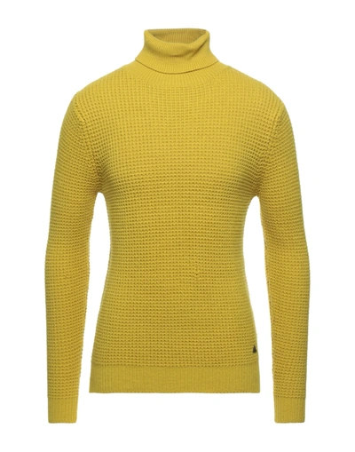 Yes Zee By Essenza Turtlenecks In Green