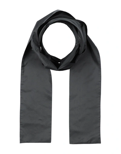 Clips Scarves In Black