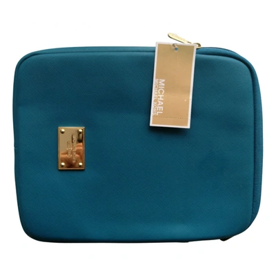 Pre-owned Michael Kors Purse In Turquoise