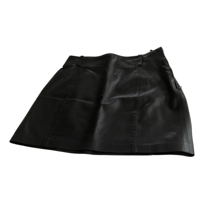Pre-owned Prada Leather Mini Skirt In Black