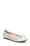 Vionic Minna Cap Toe Flat In Cream