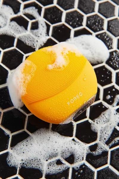 Foreo Luna™ Mini 3 Compact Facial Cleansing Device In Sunflower Yellow