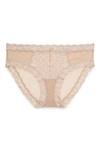 Natori Feathers Hipster Panty In Port/sumac
