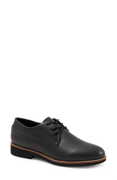 Softwalkr Whitby Oxford In Black