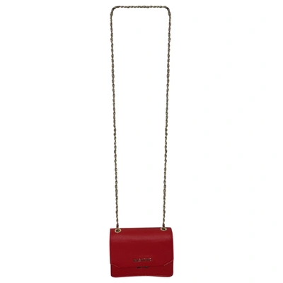 Pre-owned Valentino By Mario Valentino Clutch Bag In Red