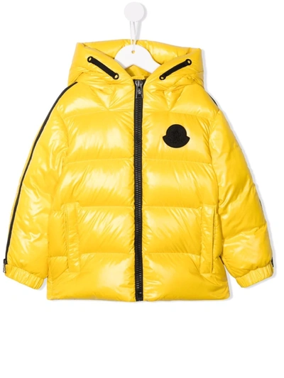 Moncler Logo-patch Puffer Jacket In 黄色