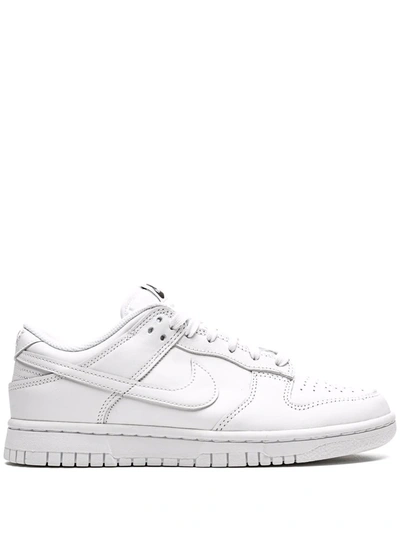 Nike Dunk Low Sneakers In Weiss