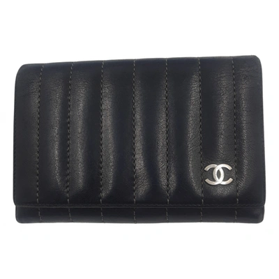 Pre-owned Chanel Leather Purse In Black