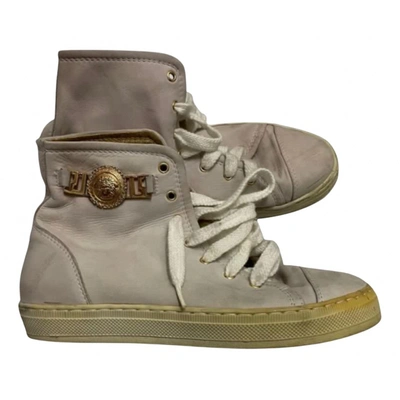 Pre-owned Versace Leather Boots In Beige