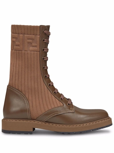 Fendi Rockoko皮革与罗纹针织战地靴 In Brown