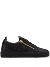 Giuseppe Zanotti Frankie Crocodile-embossed Low-top Sneakers In Schwarz