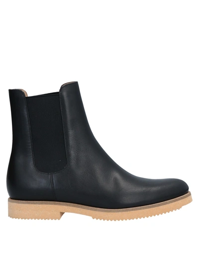 Stephen Venezia Ankle Boots In Black