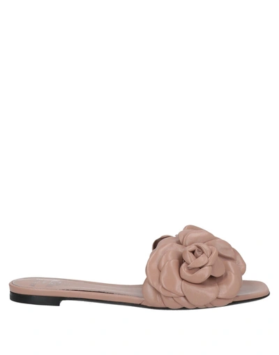 Valentino Garavani Sandals In Pink