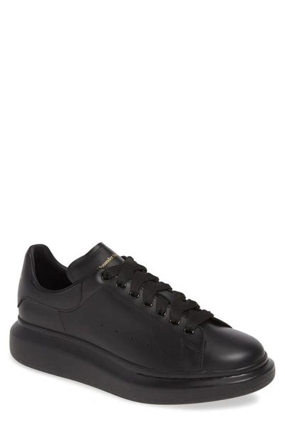 Alexander Mcqueen Oversized Sneaker In Black
