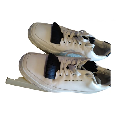 Pre-owned John Galliano Leather Low Trainers In White