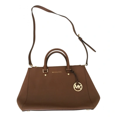 Pre-owned Michael Kors Sutton Cloth Tote In Brown