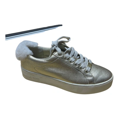 Pre-owned Michael Kors Leather Trainers In Gold