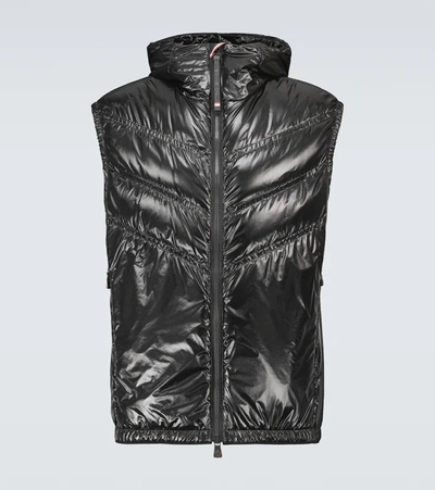 Moncler Salantin Technical Vest In Black