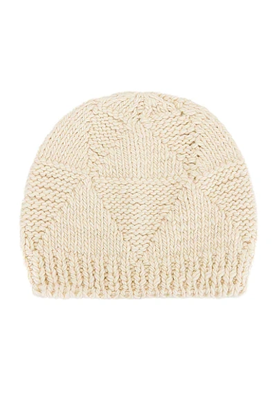 Bottega Veneta Cable Knit Wool Beanie In Chalk