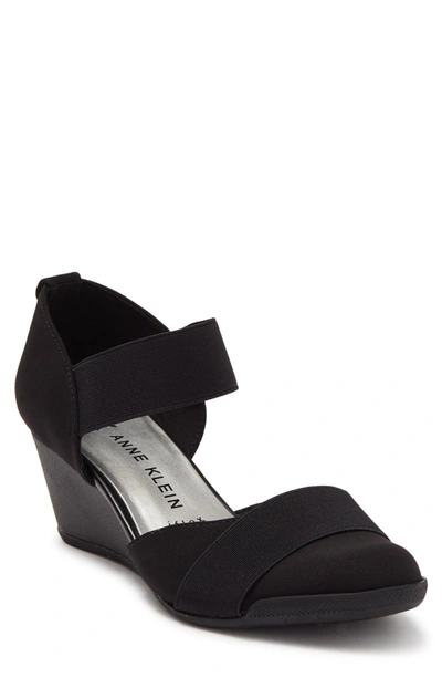 Anne Klein Tulsi Wedge Heel In Black
