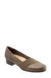 Trotters Melinda Loafer In Dark Taupe Leather