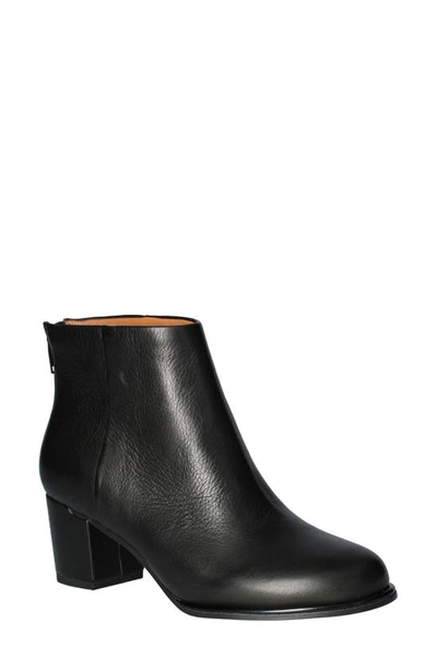 L'amour Des Pieds Perren Bootie In Black