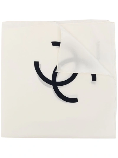 Pre-owned Chanel Cc Logo Print Silk Scarf In 白色