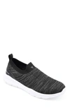 VANCE CO. . PIERCE SLIP-ON SNEAKER