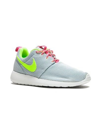 Nike Rosherun Sneakers In Grey