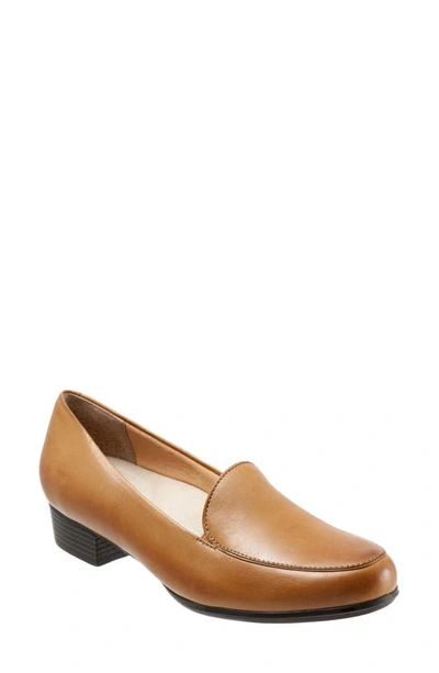 Trotters Monarch Loafer In Tan Leather