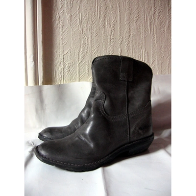 Pre-owned Kickers Leather Ankle Boots In Grey
