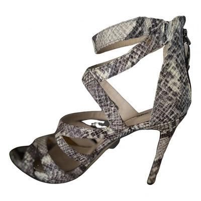 Pre-owned Guess Leather Sandals In Multicolour