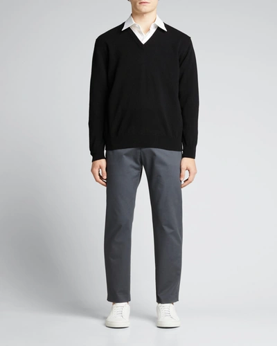 Bergdorf Goodman Men's Classic 12gg Cashmere V-neck Sweater In Black