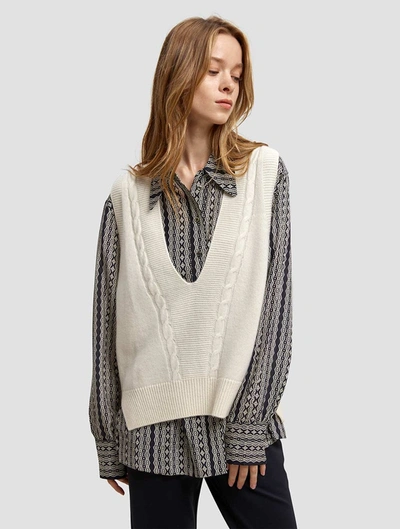 Lattelier Cable Knit Cashmere Vest Ivory Os In Sand