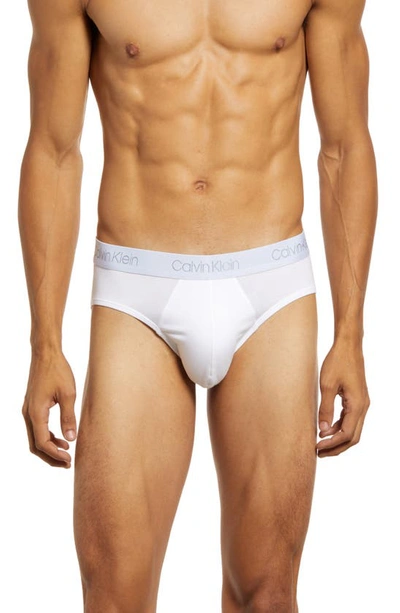 Calvin Klein 3-pack Moisture Wicking Stretch Cotton Briefs In White