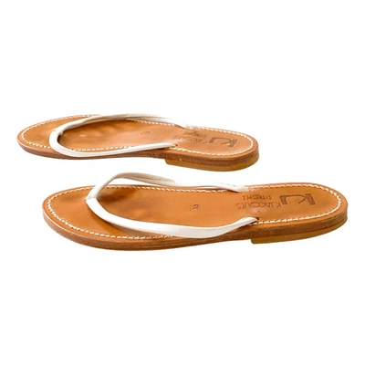 Pre-owned Kjacques Leather Flip Flops In White