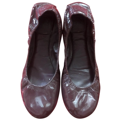 Pre-owned Tory Burch Leather Ballet Flats In Burgundy
