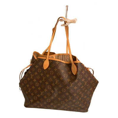 Pre-owned Louis Vuitton Neverfull Patent Leather Tote In Brown