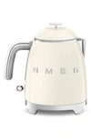 Smeg Retro Mini Kettle In Cream