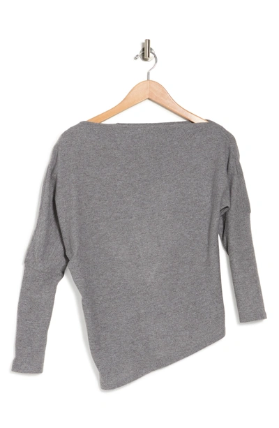 Astr Off The Shoulder Long Sleeve Sweater In Heather Grey